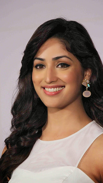 Yami Gautam, Bollywood HD phone wallpaper