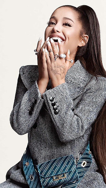 Ariana Grande, Stunning , Glamorous beauty, Pop sensation HD phone wallpaper