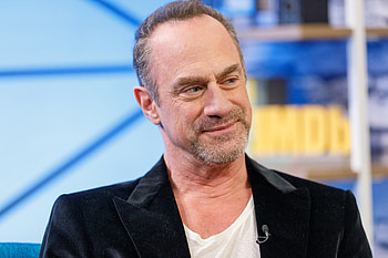 Christopher Meloni, Audacious hoots, Internet-breaking moments, Social media buzz HD wallpaper