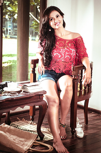 Sana Khan, actress, lip HD phone wallpaper