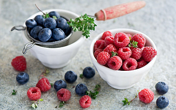 Food, Raspberry, Berries, Saucer, Cowberry, Lingonberry, Saucers HD wallpaper