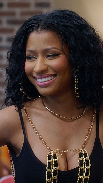 Nicki Minaj, rapper, cleavage HD phone wallpaper