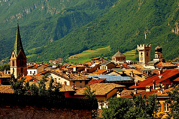 Italy, city, village, house HD wallpaper