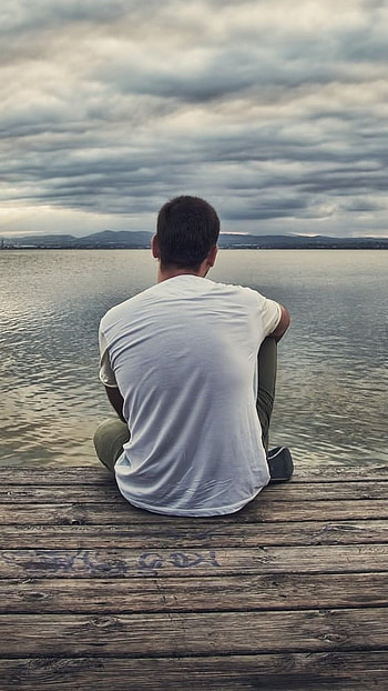 Single, Sitting Alone HD phone wallpaper