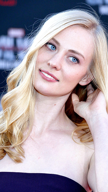Deborah Ann woll, hollywood actress, model, sexy gorgeous HD phone wallpaper