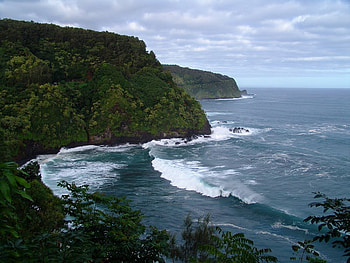 Big Swells at Nuaailua Bay, Island of Maui, sky, swells, ocean, land HD wallpaper