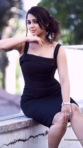 Charni Kaur, Heroine, Charni Kaur Heroine HD phone wallpaper