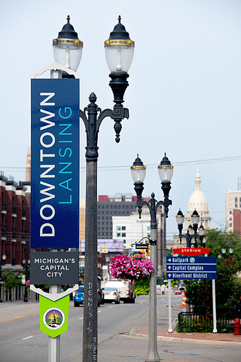 City of Lansing, Poblocki sign company, Lansing Poblocki sign, Sign company HD phone wallpaper