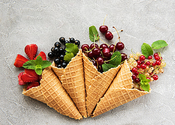Waffle cone, fruits, berries HD wallpaper