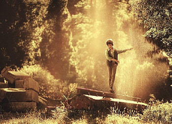 Magic Adventure, dreamer, adventure, woods, boy, light, nature, happiness, forest HD wallpaper