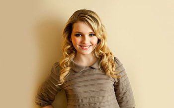 Abigail Breslin, celebrity, model, fun, people, actress HD wallpaper