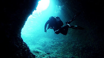 Diving , Underwater exploration, Scuba divers, Ocean exploration HD wallpaper