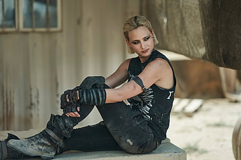Nora Arnezeder Army Of The Dead, army-of-the-dead, movies, 2021-movies, netflix HD wallpaper