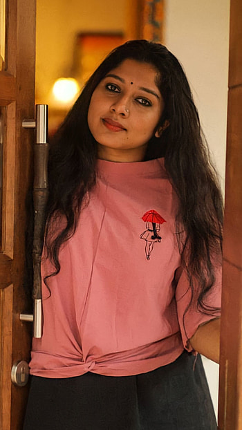 Anumol, malayalam actress HD phone wallpaper