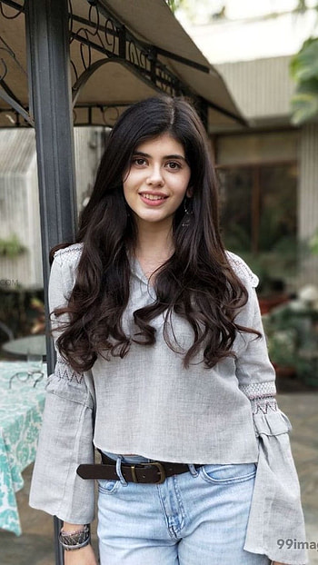 Sanjana Sanghi, Heroine, Sanjana Sanghi Heroine HD phone wallpaper