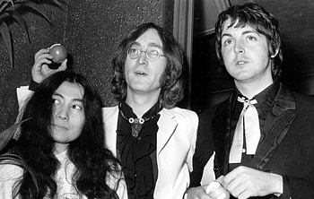 Yoko Ono, Peter Jackson film, Beatles breakup, Controversial claims HD wallpaper