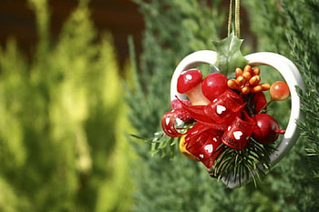 Christmas ball, bell, christmas decorations, stars, happy holidays, christmas bell, christmas decoration, magic christmas, bow, christmas balls, merry christmas, orange ball, ribbon, bells, decoration, christmas gifts, pretty, christmas bells, ball, lovely, holidays, graphy, christmas eve, golden ball, gift, beauty, xmas, holiday, new year, golden, christmas gift, magic, beautiful, balls, happy new year, red balls, box, christmas, decorations, golden balls HD wallpaper