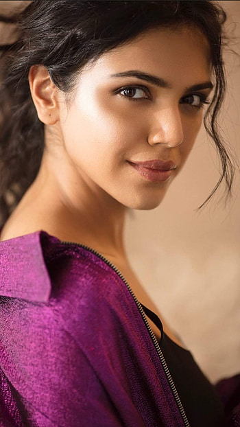 Shriya Pilgaonkar, Bollywood Actress HD phone wallpaper