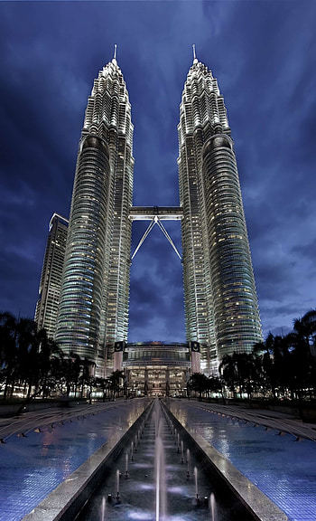 Petronas Twin Towers, Symbol of Malaysia, Sky-high marvel, Kuala Lumpur HD phone wallpaper