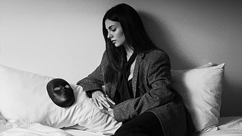 Victoria Justice Only A Stranger, victoria-justice, celebrities, girls, model, hoot, monochrome, black-and-white HD wallpaper