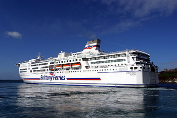 Slow boat, Train journey, London to Paris, Tranquil travel HD wallpaper