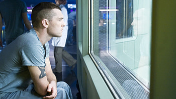Sam Worthington, Brad Anderson's action thriller, Netflix, Geektyrant HD wallpaper
