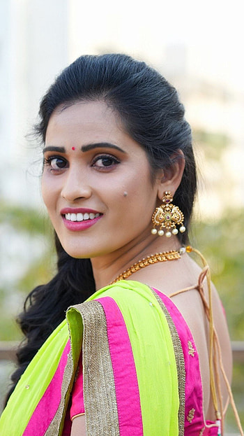 Anusha parda, telugu actress, happy ugadi HD phone wallpaper