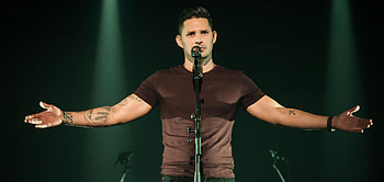 Leoni Torres, Collaboration announcement, Willy Chirino's involvement, Music news HD wallpaper