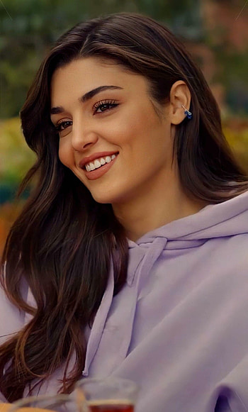 Eda Yildiz, Hande Ercel HD phone wallpaper