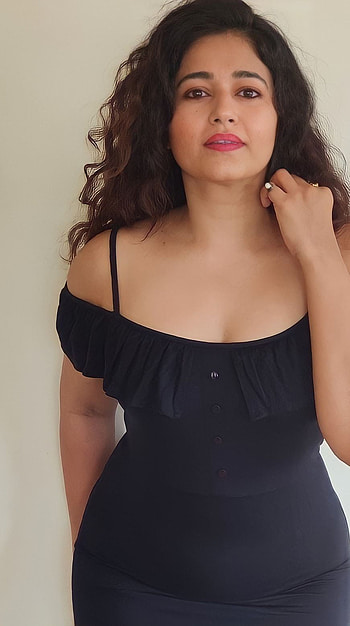Poonam Bajwa, tamil actress HD phone wallpaper