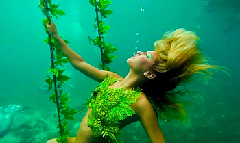 Green Underwater Fantasy, mermaid, graphy, art, , girl, beautiful, woman, fantasy, green, underwater HD wallpaper