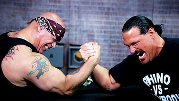 Hernandez vs Rhino, Arm Wrestling HD wallpaper