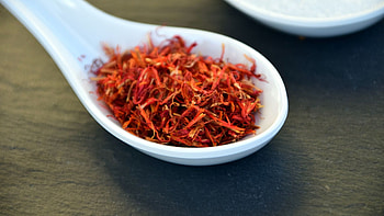 Saffron, Spices spoon, , Background HD wallpaper