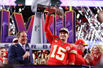 Super Bowl Champions Kansas City Chiefs - NFL Victory Celebration, football, NFL, super bowl, Kansas City Chiefs, Patrick Mahomes HD wallpaper