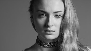 Sophie Turner Monochrome Portrait , sophie-turner, celebrities, girls, hoot, monochrome, black-and-white HD wallpaper