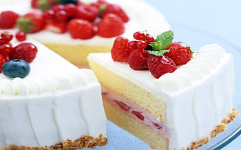 Cake With Berries, Frosting, Cake, Sweet, Berries HD wallpaper