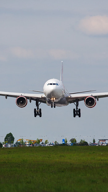 Airbus A330 landing, aircraft, vehicle HD phone wallpaper