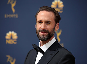 Joseph Fiennes, Celebrity facts, Celebrity divorce, Political views HD wallpaper