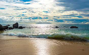 Sunny Beach, sea, sunshine, rocks, beach HD wallpaper