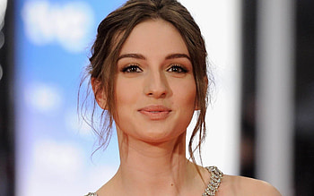 Mara Valverde HD wallpaper