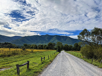 Cades Cove campground, Great Smoky Mountains National Park HD wallpaper
