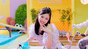 Jennie , Music icons, Stunning visuals, Fan favorites HD wallpaper