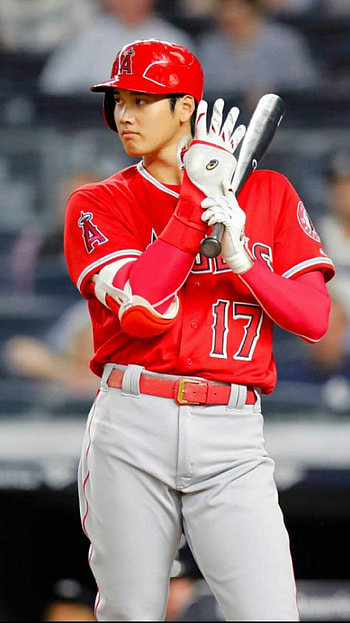 Shohei Ohtani, Captivating , Athletic marvel, Sports inspiration HD phone wallpaper