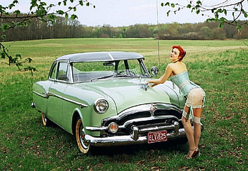 Classic Babe, Green, Sexy, Model, Outdoors HD wallpaper