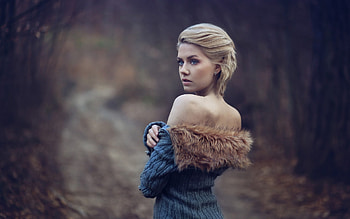 Girl Wearing Fur Coat, girls, lifestyle HD wallpaper