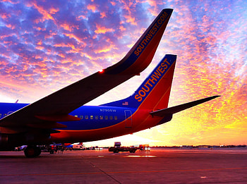 McCarran International Airport, Southwest Airlines , Travel inspiration, Airport backgrounds HD wallpaper