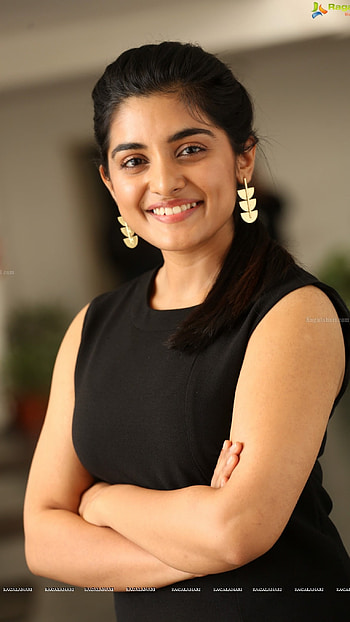 Nivetha Thomas, Black Dress HD phone wallpaper