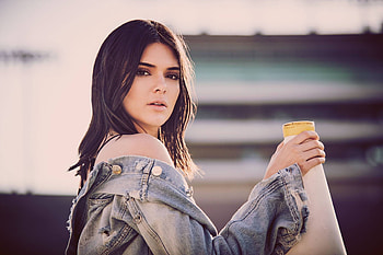 Kendall Jenner BO Summer 2018 hoot, kendall-jenner, model, girls, celebrities, hoot HD wallpaper