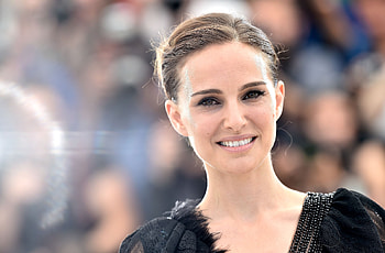 2017 Natalie portman At Event, natalie-portman, celebrities, girls HD wallpaper
