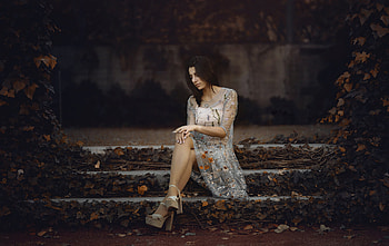 Women Outdoors Sitting Crossed Legs, girls, women, model HD wallpaper